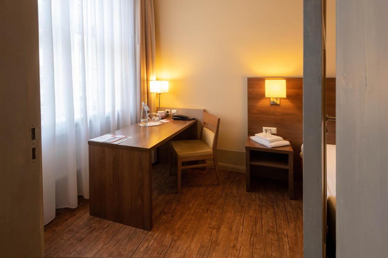 Am Grossen Waisenhaus Hotel